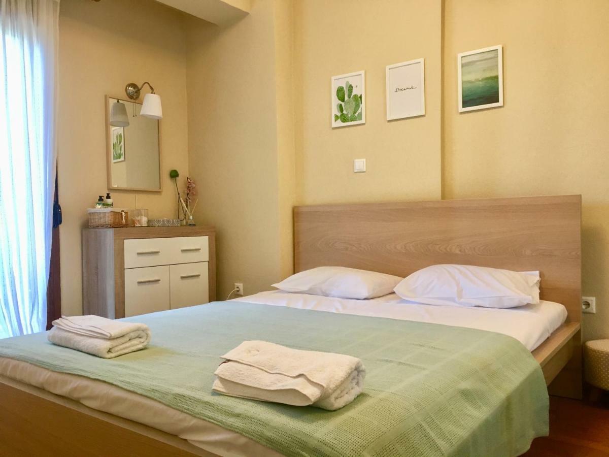 Vanilla'S Deluxe Apartment Perea Salonica Peraia  Bagian luar foto